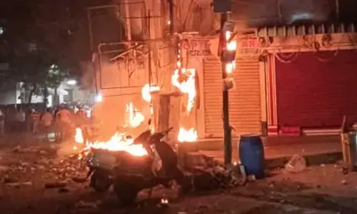 HYD: అబిడ్స్‌లో భారీ అగ్నిప్రమాదం (వీడియో)