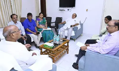 BC Commission: రిజర్వేషన్లకు బీసీ కమిషన్ కసరత్తు.. ఆ సంఘాలతో వరుస భేటీలు