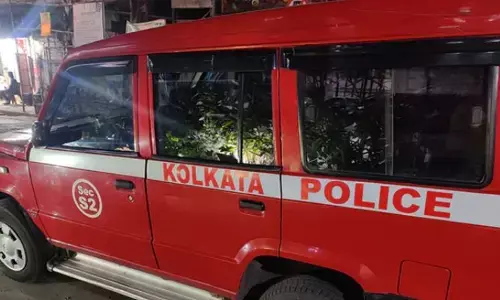 Journalist : సీపీఎం నేతపై మహిళా జర్నలిస్టు సంచలన ఆరోపణలు