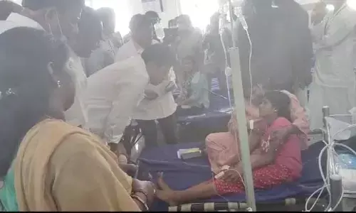 Minister Duddilla Sridhar Babu : దైర్యంగా ఉండండి.. మీకు అండగా నేనున్న ..