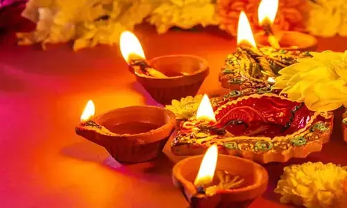 Water Diya’s: షాకింగ్ న్యూస్.. దీపాలను నూనెతోనే కాదు ఇలా కూడా వెలిగించవచ్చు!