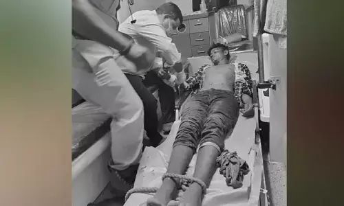 Crime News : ఇనుప రాడ్ తో పొడుచుకున్న సైకో.. చికిత్స పొందుతూ మృతి..