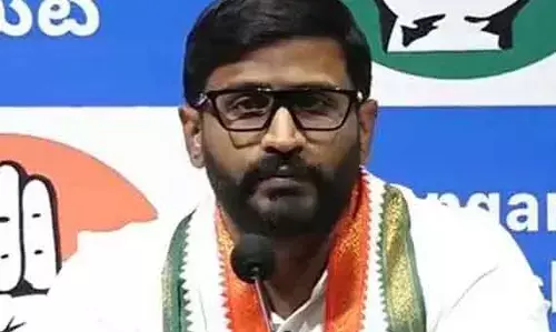 MLC Balmuri Venkat : కేటీఆర్ కే కుటుంబం ఉందా ? : ఎమ్మెల్సీ బల్మూరి