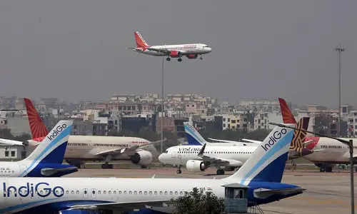 Bomb threats: మరో 60 విమానాలకు బాంబు బెదిరింపులు.. సోషల్ మీడియా ద్వారానే సమాచారం!