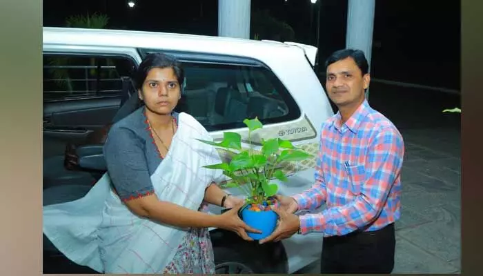 collector : నల్గొండ జిల్లా నూతన కలెక్టర్ గా త్రిపాఠి.. collector : నల్గొండ జిల్లా నూతన కలెక్టర్ గా త్రిపాఠి..