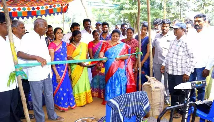 MLA :రైతును రాజును చేయడమే కాంగ్రెస్ ప్రభుత్వ లక్ష్యం MLA :రైతును రాజును చేయడమే కాంగ్రెస్ ప్రభుత్వ లక్ష్యం