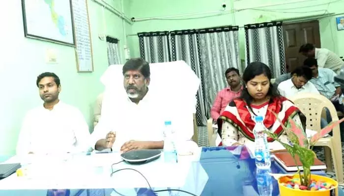 Deputy CM : వచ్చే నెల 6 నుంచి సమగ్ర ఇంటింటి సర్వే Deputy CM : వచ్చే నెల 6 నుంచి సమగ్ర ఇంటింటి సర్వే