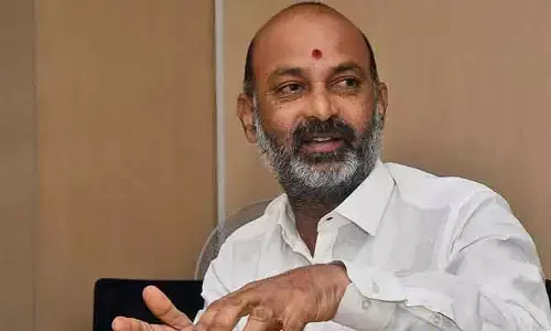 ఫోన్ ట్యాపింగ్ కేసు అప్డేట్.. బండి సంజయ్ సిబ్బంది, సన్నిహితుల ఫోన్లు కూడా!