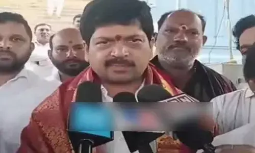Minister Kollu Ravindra: వాళ్లు దోచుకున్నారు.. మేం ఫ్రీ గా ఇస్తున్నాం