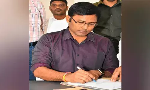 S.Harish IAS:  ఐ అండ్ పీఆర్ కమిషనర్ గా బాధ్యతలు స్వీకరించిన ఎస్.హరీశ్