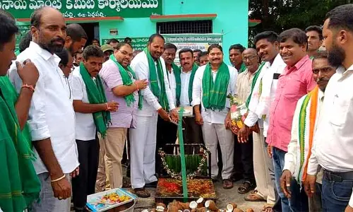 MLA :రైతుల ముఖాల్లో ఆనందం వెల్లివిరియాలి