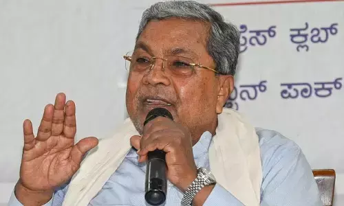 Siddaramaiah: రైతులకు ఇచ్చిన నోటీసులు వెనక్కి తీసుకుంటాం.. కర్ణాటక సీఎం సిద్ధరామయ్య