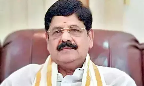 ‘తిరుపతి’ బాధితులకు డబ్బు ఇచ్చి ప్రభుత్వం పై విమర్శలా?.. మంత్రి ఆగ్రహం