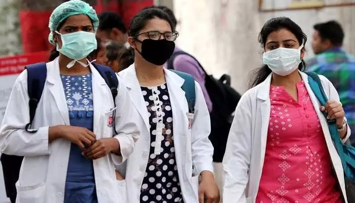 TG Medical PG Admissions: పీజీ మెడికల్ అడ్మిషన్ల ప్రాసెస్ స్టార్ట్.. నవంబర్ 7వ తేది వరకు దరఖాస్తులు స్వీకరణ TG Medical PG Admissions: పీజీ మెడికల్ అడ్మిషన్ల ప్రాసెస్ స్టార్ట్.. నవంబర్ 7వ తేది వరకు దరఖాస్తులు స్వీకరణ