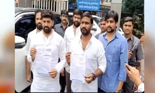 Kaushik Reddy vs Congress : డ్రగ్స్ టెస్టులకు శాంపిల్స్ ఇచ్చిన కాంగ్రెస్ నేతలు..కౌశిక్ రెడ్డికి స్ట్రాంగ్ కౌంటర్