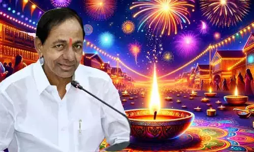 రాష్ట్ర ప్రజలు సుఖశాంతులతో వర్ధిల్లాలంటూ మాజీ సీఎం కేసీఆర్ దీపావళి శుభాకాంక్షలు