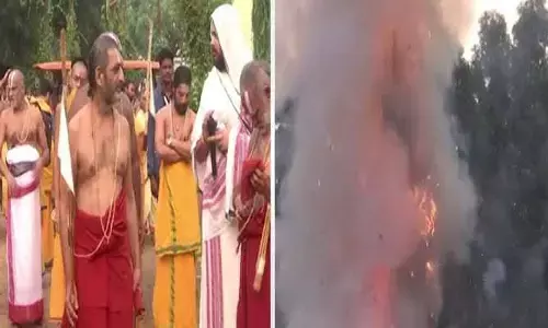 Narakasura Vadha: ముచ్చింతల్ సమతా మూర్తి ప్రాంగణంలో దీపావళి వేడుకలు