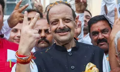 MLA Passes away: కమలం పార్టీలో తీవ్ర విషాదం.. అనారోగ్యంతో   సిట్టింగ్ ఎమ్మెల్యే కన్నుమూత