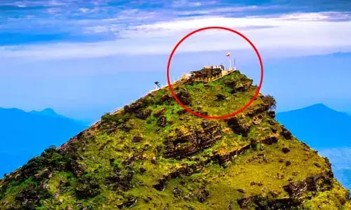 Chikmagalur: చిక్‌మగళూరు దేవిరమ్మ ఆలయం వద్ద తొక్కిసలాట.. కొండ పైనుంచి జారి పడిన 10 మంది భక్తులు
