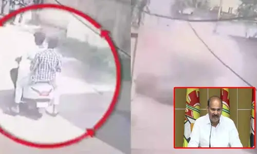Eluru: ఏలూరు మృతుని కుటుంబానికి మంత్రి పార్థసారథి పరామర్శ.. పరిహారం, ఉద్యోగ హామీ