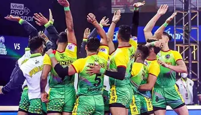 Pro Kabaddi : వరుస విజయాలతో దూసుకుపోతున్న పట్నా పైరేట్స్ Pro Kabaddi : వరుస విజయాలతో దూసుకుపోతున్న పట్నా పైరేట్స్