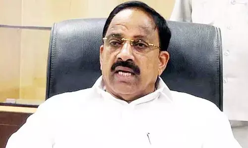Minister Thummala: పత్తి కొనుగోళ్లలో అక్రమాలకు పాల్పడితే సహించేది లేదు: మంత్రి తుమ్మల కీలక వ్యాఖ్యలు