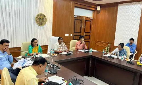Seethakka : మహిళా సంఘాలకు వడ్డిలేని రుణాలు ఇప్పించేలా ప్రత్యేక డ్రైవ్ : మంత్రి సీతక్క