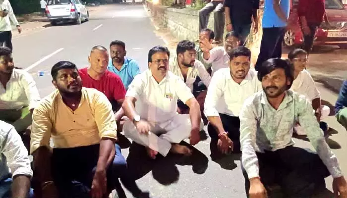 worry : దేవాలయ భూముల కబ్జాపై ఆందోళన worry : దేవాలయ భూముల కబ్జాపై ఆందోళన