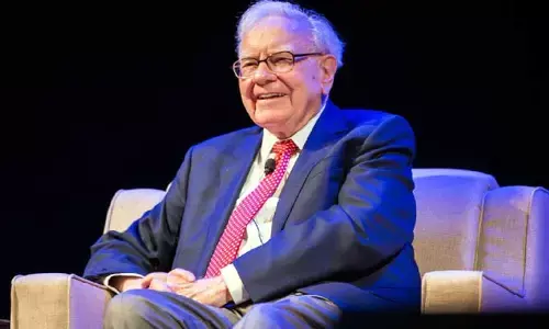 Warren Buffett: వారెన్ బఫెట్ వద్ద భారీగా నగదు నిల్వలు.. ఎన్ని లక్షల కోట్లు ఉన్నాయంటే..!