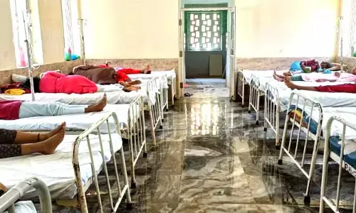 Illness : ఐదు రోజులైనా కోలుకోని విద్యార్థులు