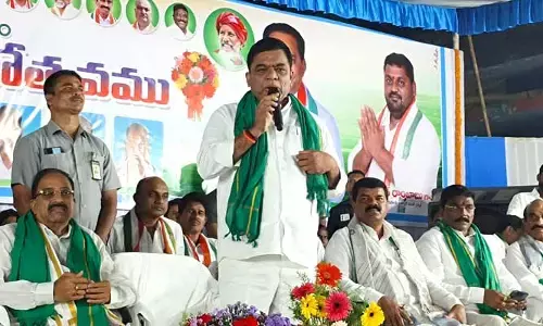 MP Balram : రూ. 22 వేల కోట్లు పక్క దారి పట్టించిన మంత్రి హరీష్ రావు