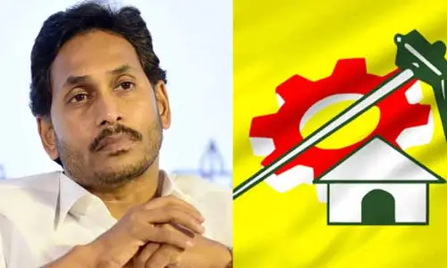 AP News : జగన్ ఫోటోలు బయట పడేస్తాం : టీడీపీ ఎమ్మెల్యేలు