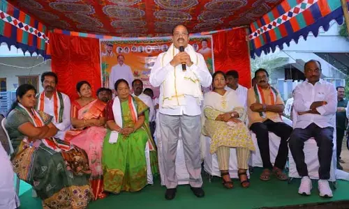 Minister Thummala : రోడ్డు నిర్మాణంలో నాణ్యత ప్రమాణాలు పాటించాలి..