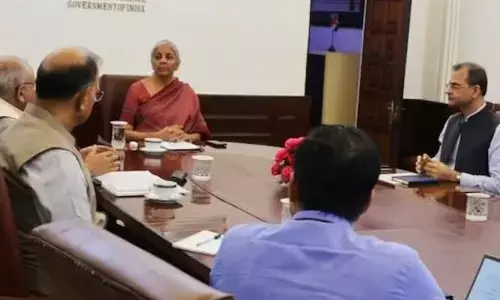 Income Tax Act: ఆదాయపు పన్ను చట్టం 1961పై సీనియర్ అధికారులతో నిర్మలా సీతారామన్ భేటీ