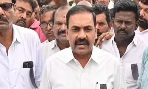 Kakani : మాజీ మంత్రి కాకాని హౌస్ అరెస్టు