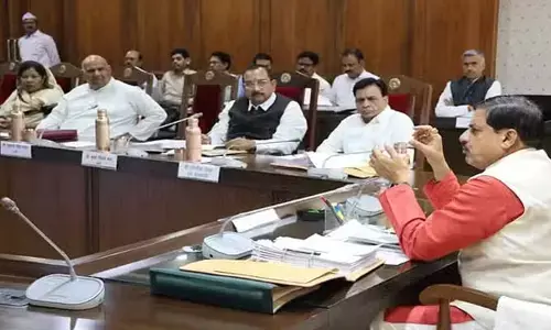 Reservation: ప్రభుత్వ ఉద్యోగాల్లో మహిళలకు 35 శాతం రిజర్వేషన్.. మధ్యప్రదేశ్ కేబినెట్ ఆమోదం