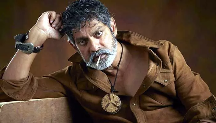 Jagati Babu: ఒళ్లు బలిసి ఈ వీడియో పెట్టాను.. మరోసారి షాకింగ్ పోస్ట్ పెట్టిన సీనియర్ హీరో Jagati Babu: ఒళ్లు బలిసి ఈ వీడియో పెట్టాను.. మరోసారి షాకింగ్ పోస్ట్ పెట్టిన సీనియర్ హీరో