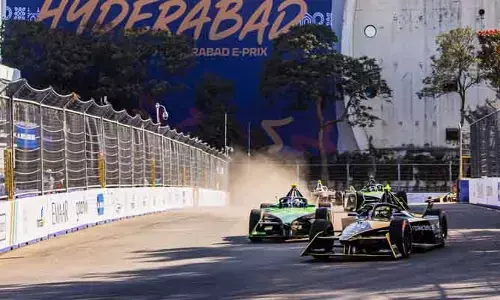 Formula E-car racing : కారు పార్టీ నేతలకు ఫార్ములా ఈ- కార్ రేసింగ్ డేంజర్ సిగ్నల్స్