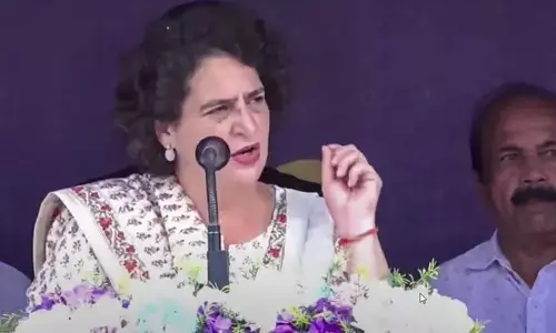 Priyanka Gandhi: రాజ్యాంగాన్ని నాశనం చేసేందుకే మోడీ ప్రయత్నం.. కాంగ్రెస్ నేత ప్రియాంకా గాంధీ