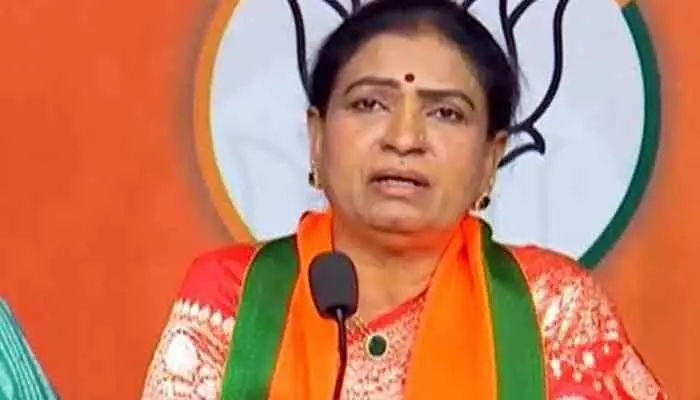 DK Aruna : కులగణన సర్వేపై ఎంపీ డీకే అరుణ ఫైర్ DK Aruna : కులగణన సర్వేపై ఎంపీ డీకే అరుణ ఫైర్