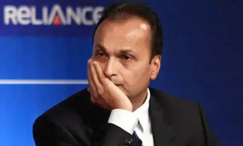 Anil Ambani: అనిల్ అంబానీకి భారీ ఎదురుదెబ్బ.. మూడేళ్ల పాటు ఆ కంపెనీలపై నిషేధం!