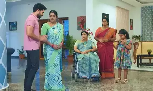 Karthika Deepam : భర్తకు దగ్గరగా దీప.. ప్రేమ పుట్టినట్టేనా?