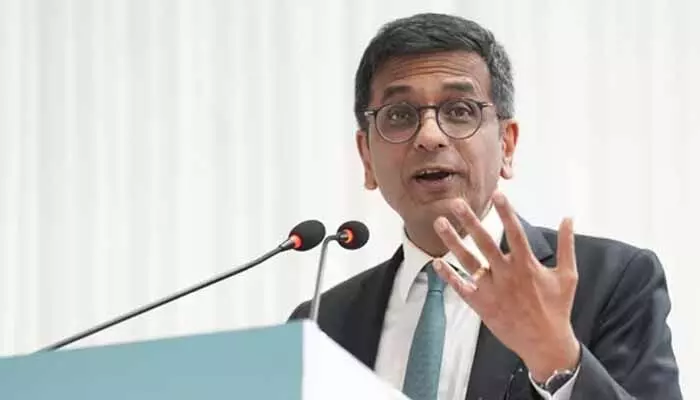 Supreme Court: నా శత్రువులనూ గౌరవిస్తాను: సీజే డీవై చంద్రచూడ్ Supreme Court: నా శత్రువులనూ గౌరవిస్తాను: సీజే డీవై చంద్రచూడ్