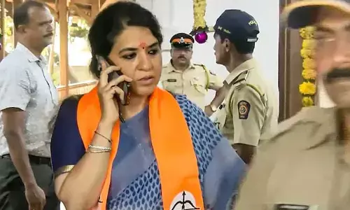 Maharashtra : మహిళా అభ్యర్థిపై వల్గర్ కామెంట్స్.. అర్వింద్ సావంత్‌కు పోల్ ప్యానెల్ వార్నింగ్