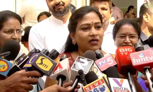 AP News: జగన్ ఇలాగే ఉంటే 175 మావే.. హోంమంత్రి అనిత సంచలన వ్యాఖ్యలు
