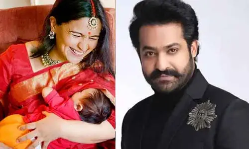 NTR: స్టార్ హీరోయిన్‌ కూతురికి ఎన్టీఆర్ స్పెషల్ గిఫ్ట్.. ఏంటో తెలిస్తే వావ్ అనాల్సిందే..!