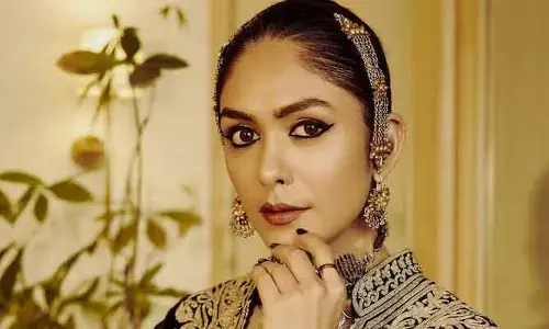 Mrunal Thakur: రాజకుమారిలా ముస్తాబైన మృణాల్ ఠాకూర్ .. నెటిజన్ల రియాక్షన్ ఏంటంటే?