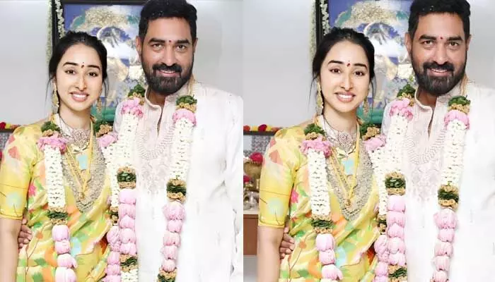 Krish: అంగరంగ వైభవంగా డాక్టర్ను వివాహమాడిన దర్శకుడు.. నెట్టింట వైరల్ అవుతోన్న పిక్స్ Krish: అంగరంగ వైభవంగా డాక్టర్ను వివాహమాడిన దర్శకుడు.. నెట్టింట వైరల్ అవుతోన్న పిక్స్