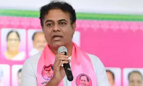 KTR:హుటాహుటిన ఢిల్లీకి కేటీఆర్.. కేంద్ర మంత్రి అపాయింట్ మెంట్ తీసుకునిమరీ పయనం