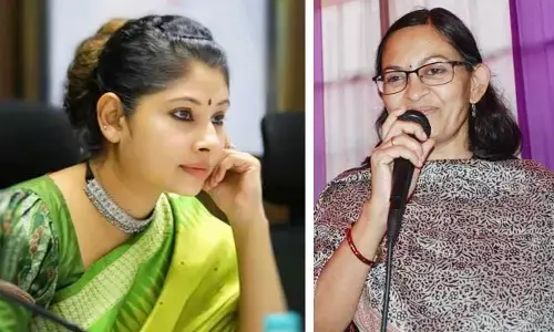 TG Govt: తెలంగాణలో 13 మంది ఐఏఎస్‌ల బదిలీ